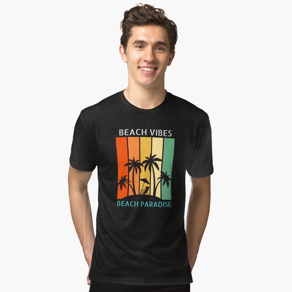 Aperçu de l'œuvre T-shirt chiné créée et vendue par merchbyzakariy.