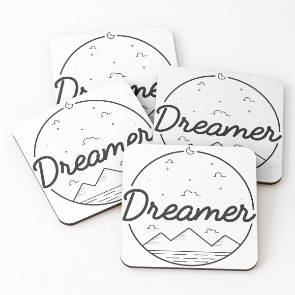 Artikelvorschau, Dreamer T-Shirt – Inspirierendes Shirt für diejenigen, die ihre Träume jagen entworfen und verkauft von LazyDesigner.