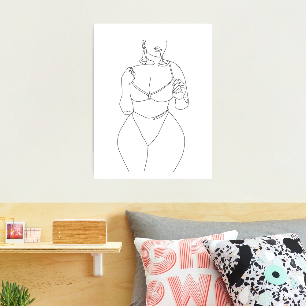 Curvy Chubby Woman - Minimalistic Line Design - BBW