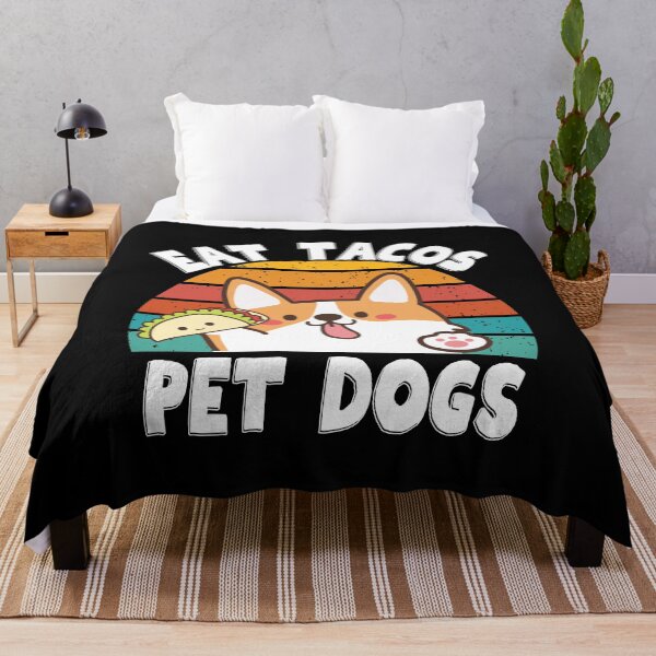Artikelvorschau, Eat Tacos Pet Dogs entworfen und verkauft von MuchY1.