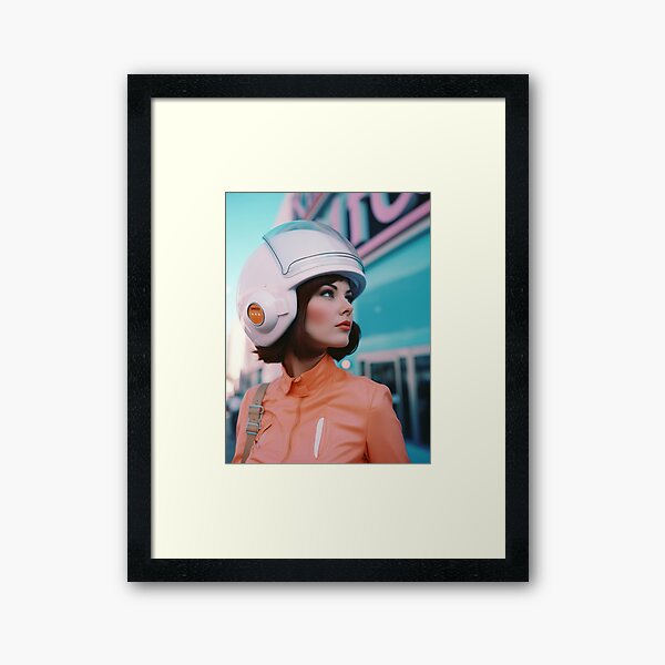 Artikel-Vorschau von Retro-futuristische Weltraumzeitalter-Frau, designt und verkauft von Retro Type.