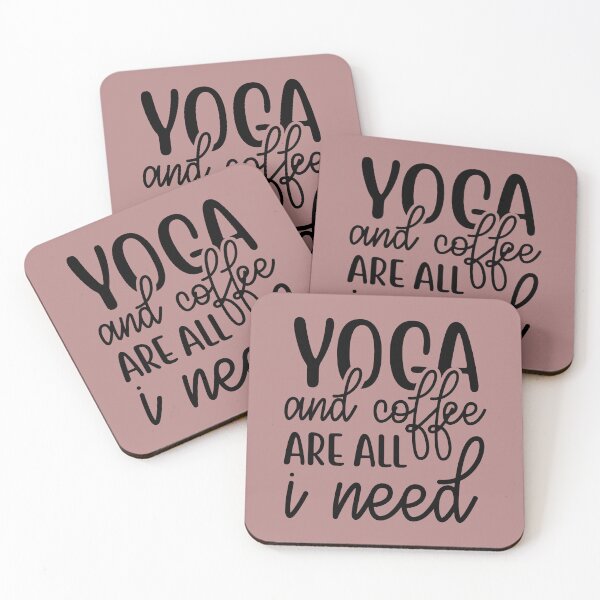 Artikelvorschau, Yoga-Zitat: Yoga und Kaffee sind alles, was ich als Motivationsspruch brauche entworfen und verkauft von SoccaTamam.