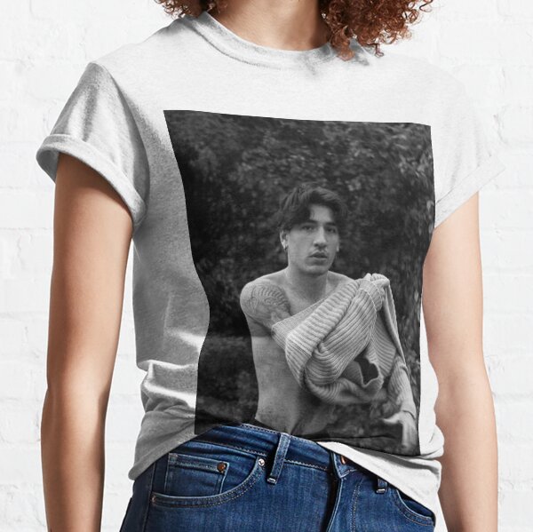 Hector Bellerin Essential T-Shirt by kenopsiadesigns