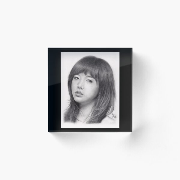 Girls' Generation Sunny Lee Acrylic Block