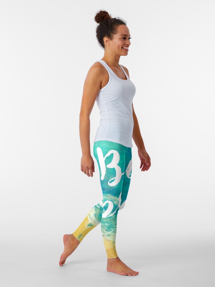 Imagen 2 de 5, Leggings con la obra Beach Please!, diseñada y vendida por weloveboho.