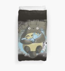 Totoro and the blind forest Duvet Cover