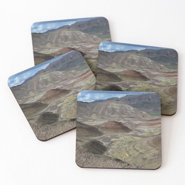 Aperçu de l'œuvre Painted Hills créée et vendue par Andie Janik.
