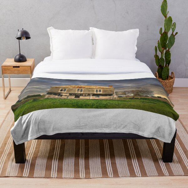 Item preview, Casa antigua en el llano designed and sold by Serge.