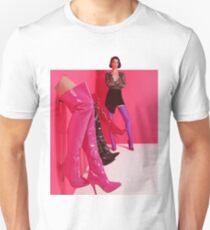 St. Vincent MASSEDUCTION Unisex T-Shirt