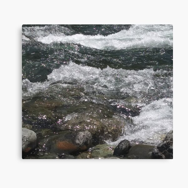 The Beauty of Water in Motion: A Captivating Up-Close View Canvas Print