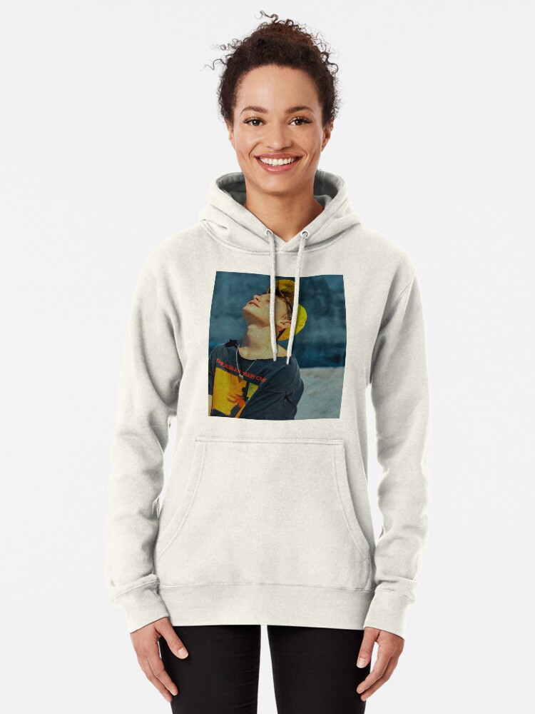 noah schnapp hoodie