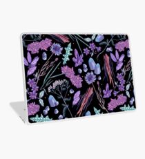 Purple flowers and jewels. Laptop Skin