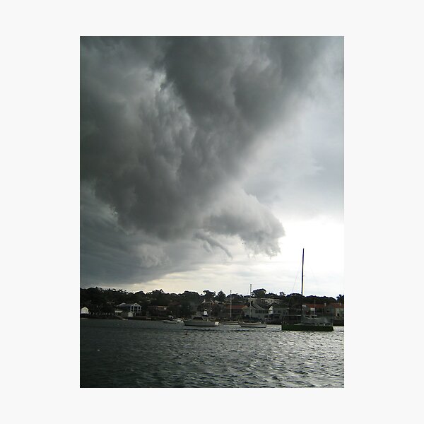 Aperçu de l'œuvre Storm over Gunnamatta Bay, Sydney  créée et vendue par Patricia  Knowles.