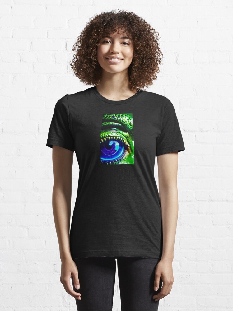 Disover Alligator Eye | Essential T-Shirt 