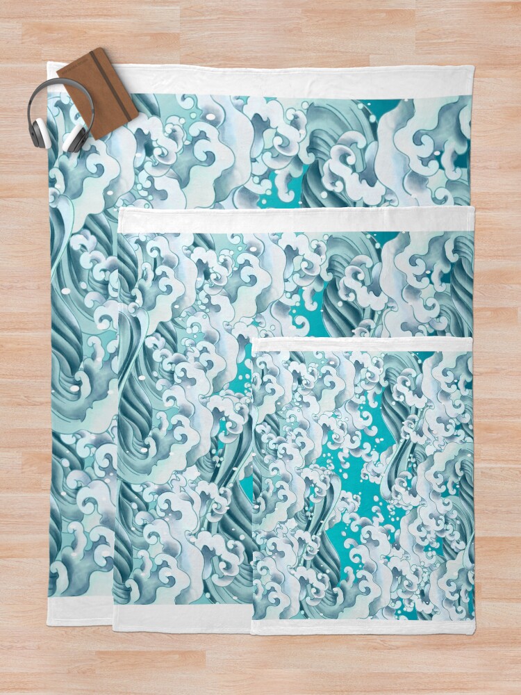 Aperçu 5 sur 6. Plaid avec l'œuvre The Great Wave Of Pug Pattern créée et vendue par NoobsDesign.