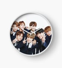 BTS Uhr