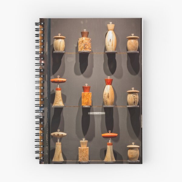 Item preview, Display designed and sold by Manon Boily.