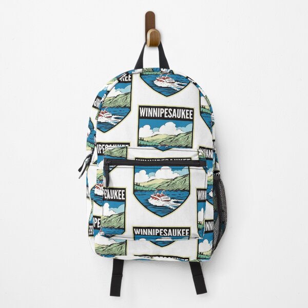 Aperçu de l'œuvre Lake Winnipesaukee Retro Boating créée et vendue par HalpinDesign.