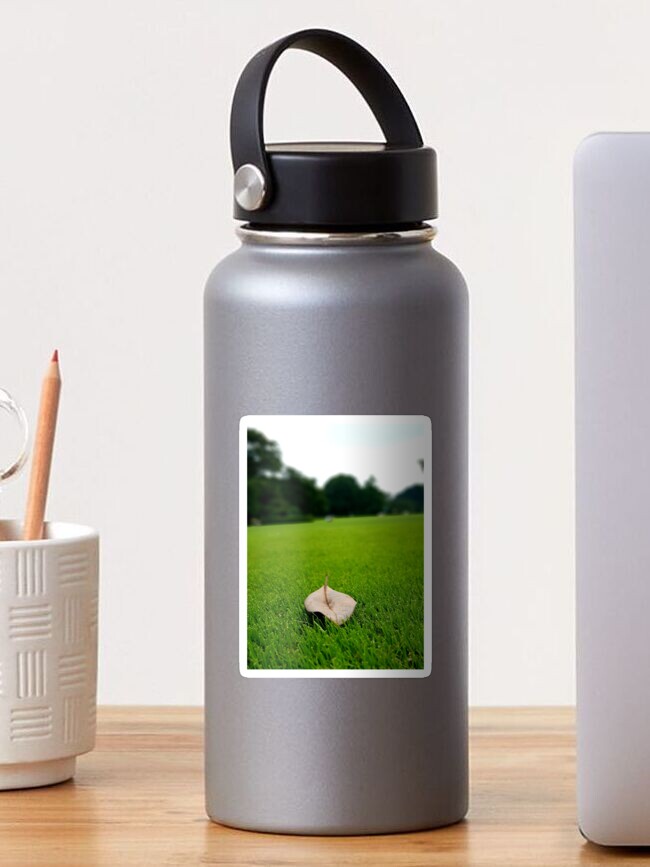 Field of Flowers Green Thermos Bottle