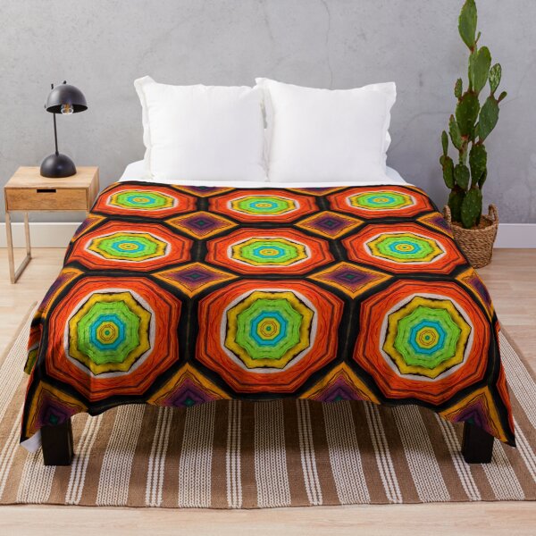 Artikelvorschau, Brightly Dyed Colorful Fabric Kaleidoscope Pattern 34 entworfen und verkauft von Swabcraft.