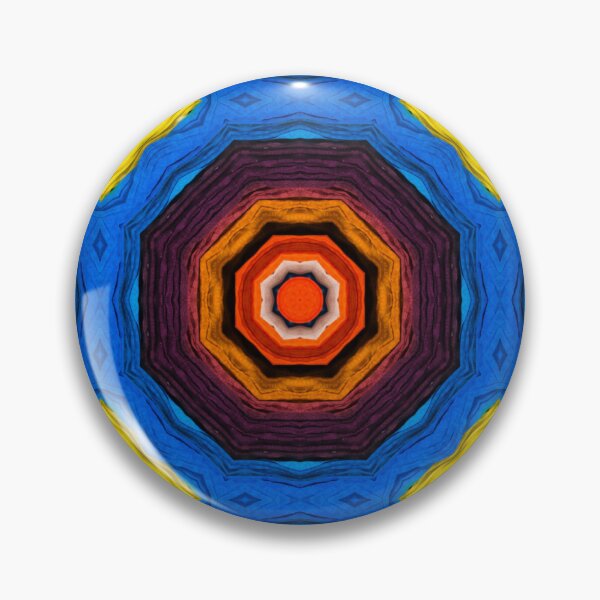 Artikelvorschau, Brightly Dyed Colorful Fabric Kaleidoscope Pattern 35 entworfen und verkauft von Swabcraft.