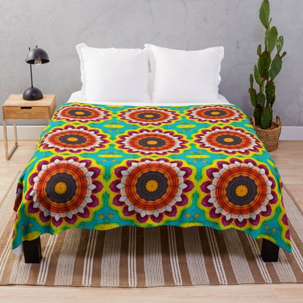 Artikelvorschau, Brightly Dyed Colorful Fabric Kaleidoscope Pattern 47 entworfen und verkauft von Swabcraft.