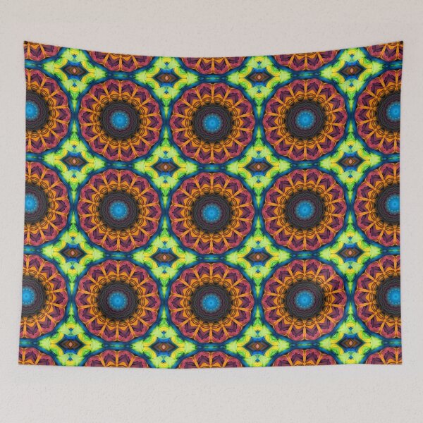 Aperçu de l'œuvre Brightly Dyed Colorful Fabric Kaleidoscope Pattern 53 créée et vendue par Swabcraft.
