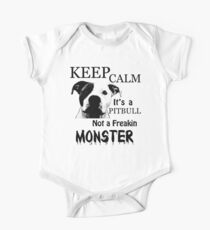 Body de manga corta para bebé mantener la calma es un pitbull no es un monstruo freakin