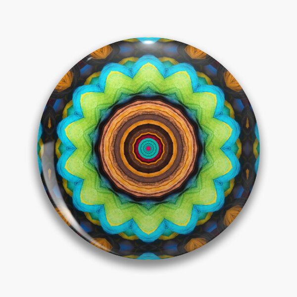 Artikelvorschau, Brightly Dyed Colorful Fabric Kaleidoscope Pattern 60 entworfen und verkauft von Swabcraft.