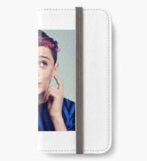 Noah Schnapp iPhone Wallet/Case/Skin