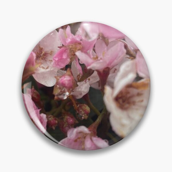 Artikelvorschau, Regnerische Blumen entworfen und verkauft von willowwildchild.