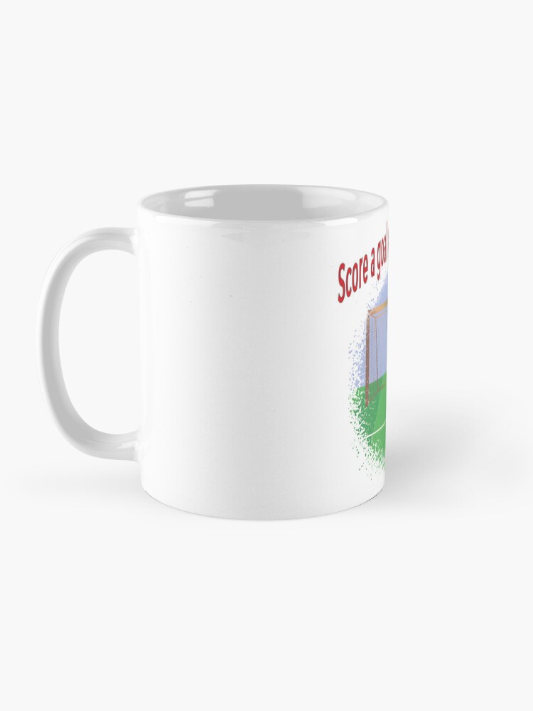 Imagen 3 de 6, Taza de café con la obra Dibujo divertido de un perro jugando fútbol, diseñada y vendida por bertelv.
