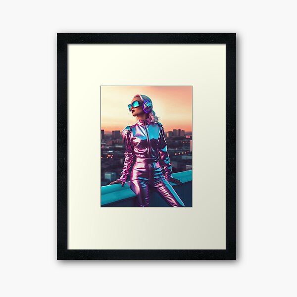 Artikel-Vorschau von Retro-futuristische Frau, designt und verkauft von Retro Type.