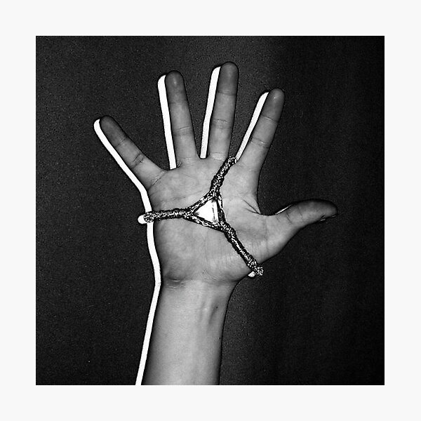 Aperçu de l'œuvre healing hand créée et vendue par frequency.