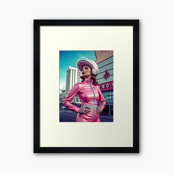 Artikel-Vorschau von Retro-futuristische Frau, designt und verkauft von Retro Type.
