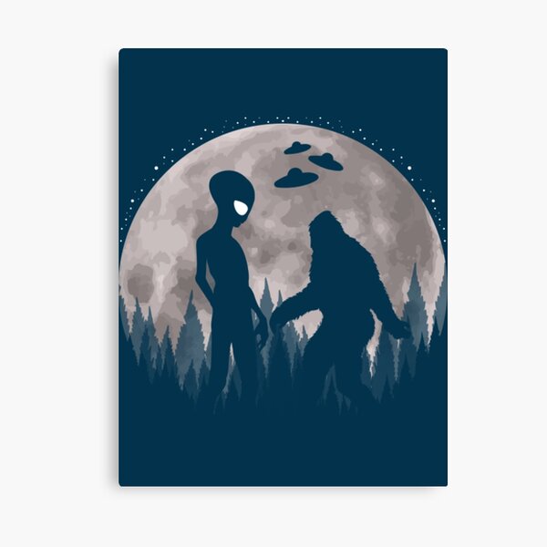  Moon Fishing Yeti Fisherman Sasquatch Moonlight Bigfoot  Sweatshirt : Clothing, Shoes & Jewelry