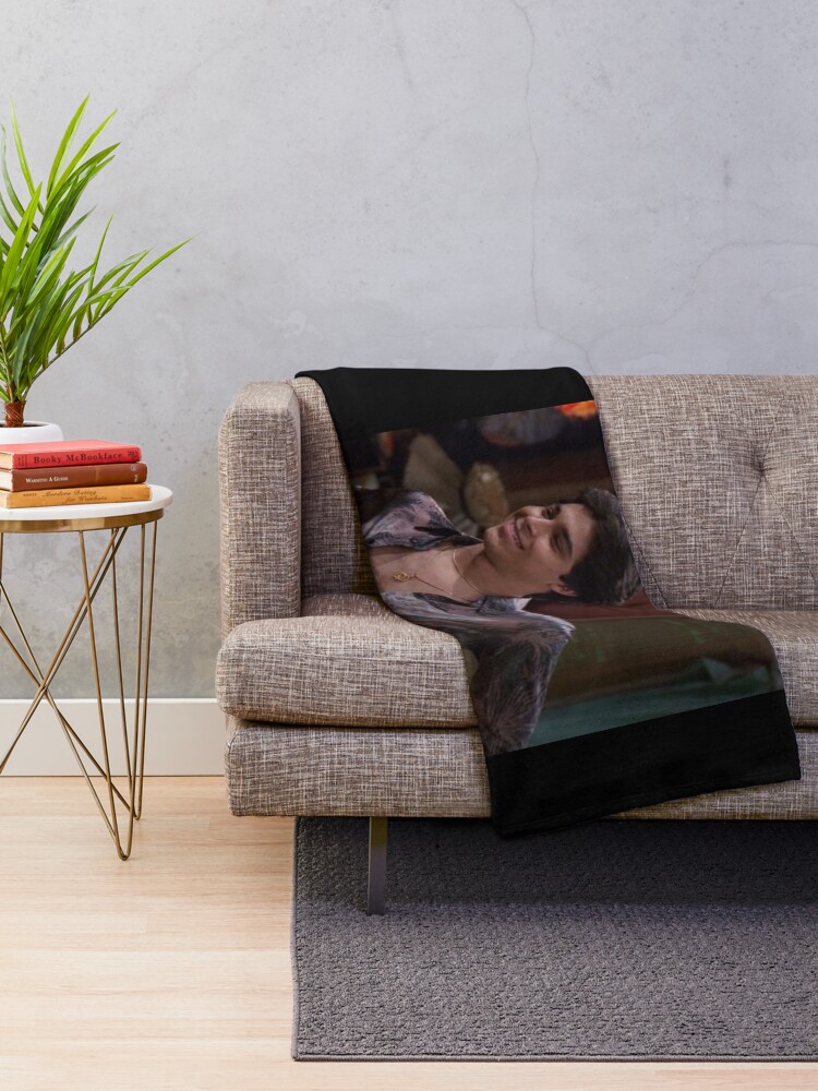 Imagen 2 de 6, Manta con la obra Fez, That 70s Show, diseñada y vendida por R-uby.