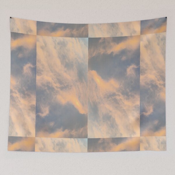 Artikelvorschau, Pastel Clouds at Sunset entworfen und verkauft von kathrynhw.