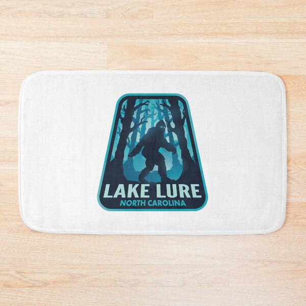 Aperçu de l'œuvre Lake Lure NC Bigfoot créée et vendue par HalpinDesign.