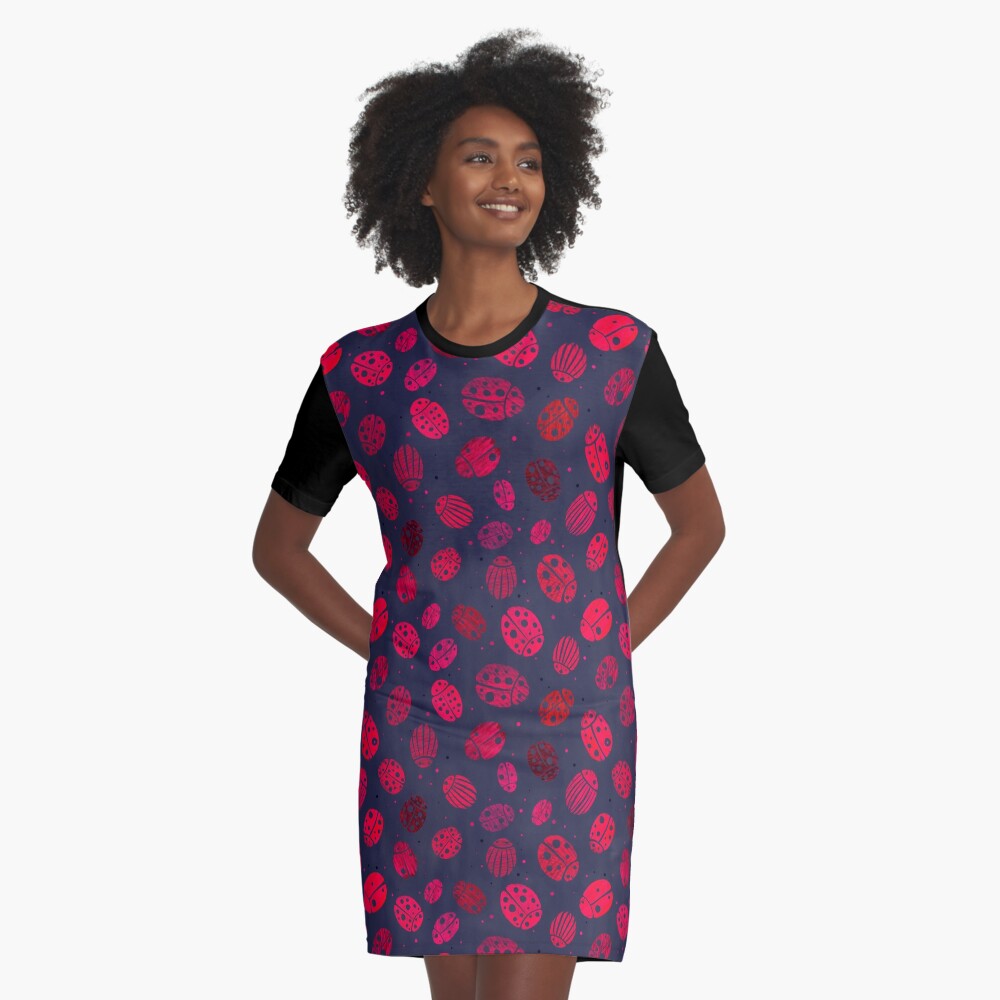 Artikel-Vorschau von T-Shirt Kleid, designt und verkauft von sionia-art.
