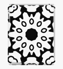 black &white iPad Case/Skin