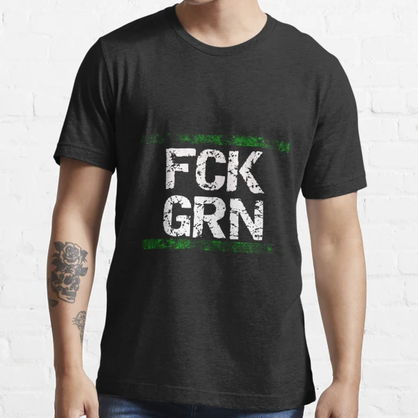 Essential T-Shirt mit FCK GRN, gegen die Grünen von Carnifex89