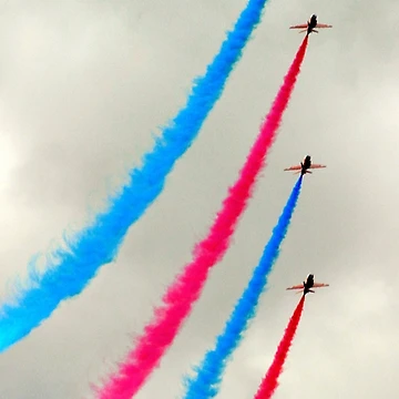 Artwork thumbnail, Red Arrows again by SWEEPER