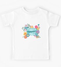 Ziemlich ungerade Blumen Banner Kinder T-Shirt