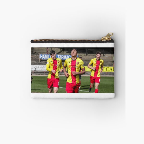 Artikelvorschau, Feier Joe Bevan punktet für Albion Rovers entworfen und verkauft von PhilADawson.