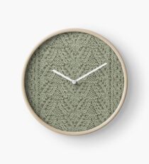 Pendant Purls - Sage Clock