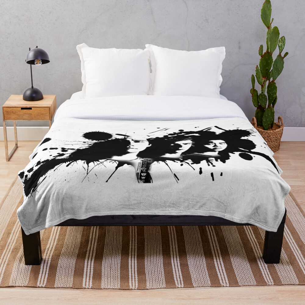 "Thomas, Newt and Minho Maze Runner Death Cure" Throw Blanket for