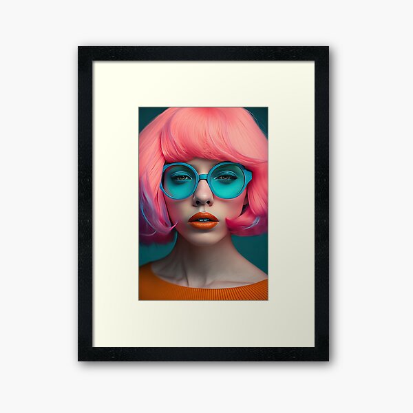 Artikel-Vorschau von Bunte Moderne: Eine selbstbewusste Frau mit modischer Brille., designt und verkauft von Retro Type.