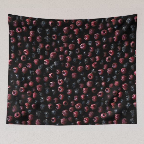 Artikelvorschau, Delicious Raspberries entworfen und verkauft von SvahaDesigns.