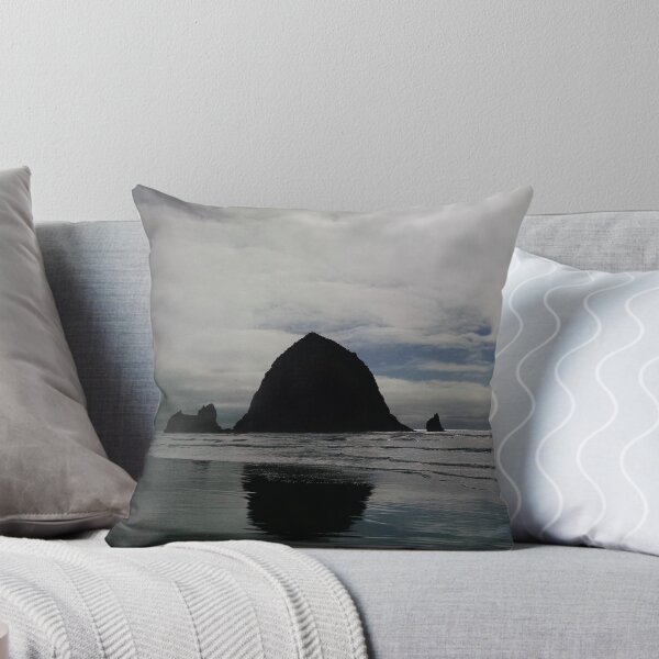 Artikelvorschau, Haystack Rock Oregon Küste entworfen und verkauft von DesJardins.